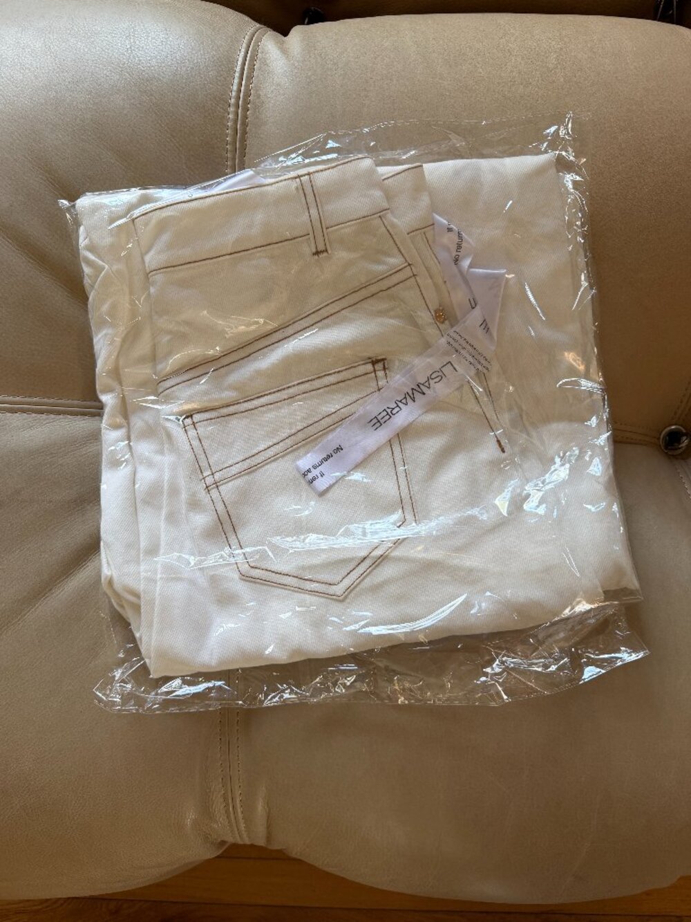 Lisa Marie Malia Wide Leg Denim Jeans in White - Picture 2 of 4